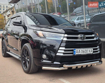 Чорний Тойота Хайлендер, об'ємом двигуна 3.5 л та пробігом 110 тис. км за 29200 $, фото 1 на Automoto.ua