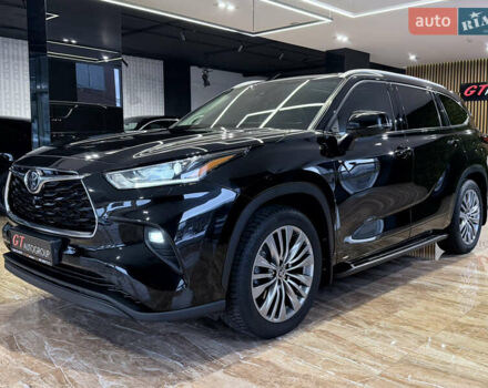 Черный Тойота Хайлендер, объемом двигателя 3.46 л и пробегом 149 тыс. км за 37800 $, фото 1 на Automoto.ua