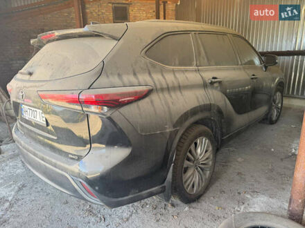 Тойота Хайлендер 2020 в Черкассах на Automoto.ua Черный Тойота Хайлендер, объемом двигателя 3.5 л и пробегом 27 тыс. км за 49500 $, фото 1 на Automoto.ua