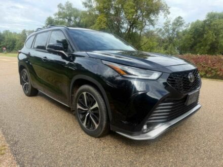 Тойота Хайлендер 2021 в Киеве на Automoto.ua Черный Тойота Хайлендер, объемом двигателя 3.5 л и пробегом 25 тыс. км за 14000 $, фото 1 на Automoto.ua