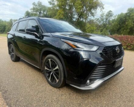 Черный Тойота Хайлендер, объемом двигателя 3.5 л и пробегом 25 тыс. км за 14000 $, фото 1 на Automoto.ua