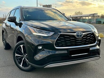 Черный Тойота Хайлендер, объемом двигателя 2.5 л и пробегом 72 тыс. км за 52555 $, фото 1 на Automoto.ua