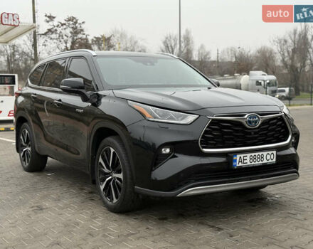 Черный Тойота Хайлендер, объемом двигателя 2.49 л и пробегом 146 тыс. км за 46000 $, фото 1 на Automoto.ua