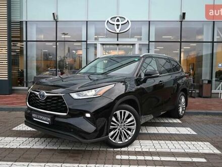Черный Тойота Хайлендер, объемом двигателя 2.49 л и пробегом 107 тыс. км за 47377 $, фото 1 на Automoto.ua