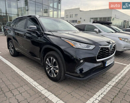 Черный Тойота Хайлендер, объемом двигателя 2.49 л и пробегом 8 тыс. км за 62500 $, фото 1 на Automoto.ua