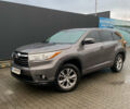 Коричневый Тойота Хайлендер, объемом двигателя 3.46 л и пробегом 189 тыс. км за 17999 $, фото 1 на Automoto.ua