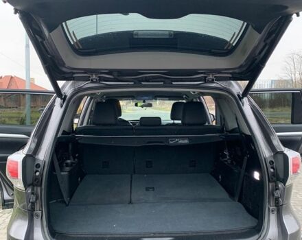 Коричневый Тойота Хайлендер, объемом двигателя 3.5 л и пробегом 188 тыс. км за 18000 $, фото 2 на Automoto.ua