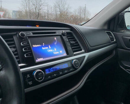 Коричневый Тойота Хайлендер, объемом двигателя 3.46 л и пробегом 189 тыс. км за 17999 $, фото 4 на Automoto.ua