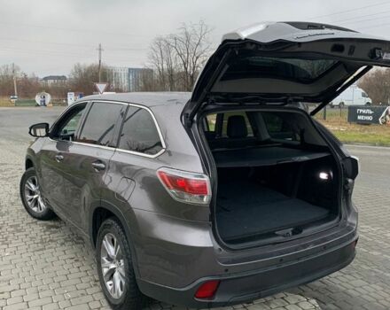 Коричневый Тойота Хайлендер, объемом двигателя 3.5 л и пробегом 188 тыс. км за 18000 $, фото 1 на Automoto.ua