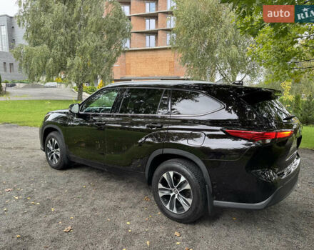 Тойота Хайлендер 2021 в Хмельницком на Automoto.ua Коричневый Тойота Хайлендер, объемом двигателя 2.49 л и пробегом 147 тыс. км за 42400 $, фото 4 на Automoto.ua