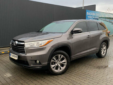 Коричневый Тойота Хайлендер, объемом двигателя 3.46 л и пробегом 189 тыс. км за 17999 $, фото 1 на Automoto.ua
