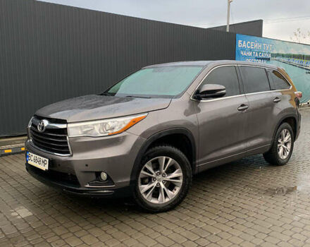 Коричневый Тойота Хайлендер, объемом двигателя 3.46 л и пробегом 189 тыс. км за 17999 $, фото 1 на Automoto.ua