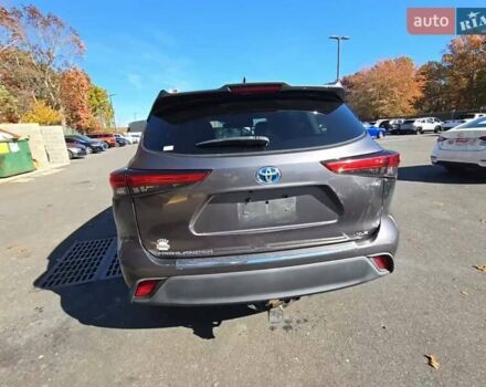 Коричневий Тойота Хайлендер, об'ємом двигуна 2.49 л та пробігом 136 тис. км за 32000 $, фото 1 на Automoto.ua