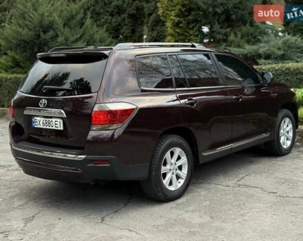 Червоний Тойота Хайлендер, об'ємом двигуна 3.5 л та пробігом 229 тис. км за 15500 $, фото 16 на Automoto.ua