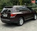 Червоний Тойота Хайлендер, об'ємом двигуна 3.5 л та пробігом 229 тис. км за 15500 $, фото 16 на Automoto.ua