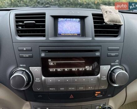 Червоний Тойота Хайлендер, об'ємом двигуна 3.5 л та пробігом 229 тис. км за 15500 $, фото 31 на Automoto.ua