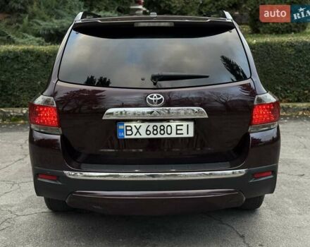 Червоний Тойота Хайлендер, об'ємом двигуна 3.5 л та пробігом 229 тис. км за 15500 $, фото 15 на Automoto.ua