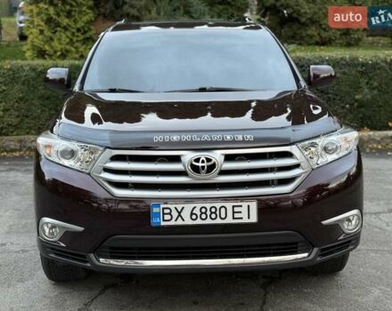 Червоний Тойота Хайлендер, об'ємом двигуна 3.5 л та пробігом 229 тис. км за 15500 $, фото 2 на Automoto.ua