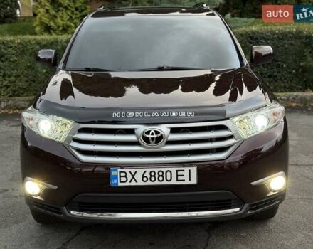 Червоний Тойота Хайлендер, об'ємом двигуна 3.5 л та пробігом 229 тис. км за 15500 $, фото 8 на Automoto.ua