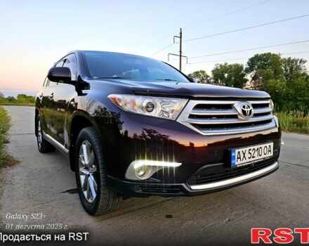 Красный Тойота Хайлендер, объемом двигателя 3.5 л и пробегом 199 тыс. км за 17500 $, фото 5 на Automoto.ua