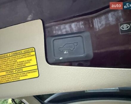 Червоний Тойота Хайлендер, об'ємом двигуна 3.5 л та пробігом 229 тис. км за 15500 $, фото 55 на Automoto.ua
