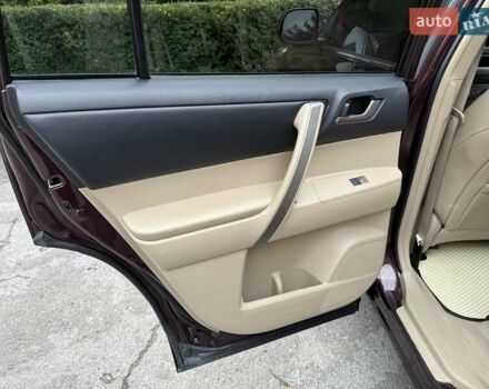 Червоний Тойота Хайлендер, об'ємом двигуна 3.5 л та пробігом 229 тис. км за 15500 $, фото 39 на Automoto.ua