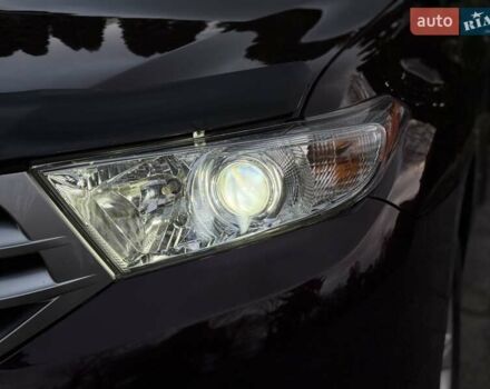 Червоний Тойота Хайлендер, об'ємом двигуна 3.5 л та пробігом 229 тис. км за 15500 $, фото 9 на Automoto.ua