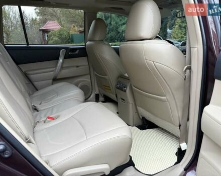 Червоний Тойота Хайлендер, об'ємом двигуна 3.5 л та пробігом 229 тис. км за 15500 $, фото 43 на Automoto.ua