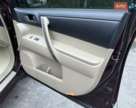 Червоний Тойота Хайлендер, об'ємом двигуна 3.5 л та пробігом 229 тис. км за 15500 $, фото 47 на Automoto.ua