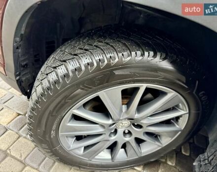 Красный Тойота Хайлендер, объемом двигателя 3.5 л и пробегом 205 тыс. км за 21900 $, фото 58 на Automoto.ua