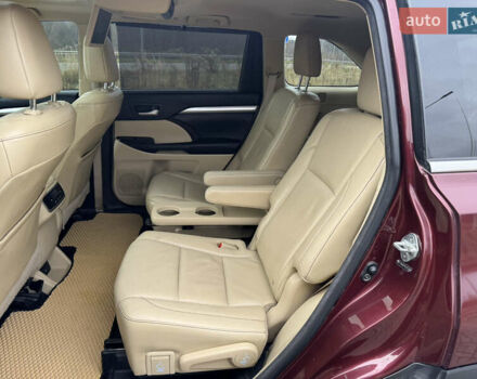 Красный Тойота Хайлендер, объемом двигателя 3.49 л и пробегом 224 тыс. км за 17300 $, фото 25 на Automoto.ua