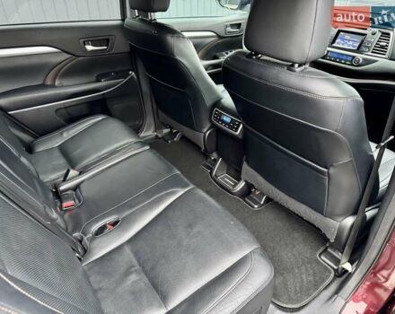 Красный Тойота Хайлендер, объемом двигателя 3.5 л и пробегом 205 тыс. км за 21900 $, фото 25 на Automoto.ua