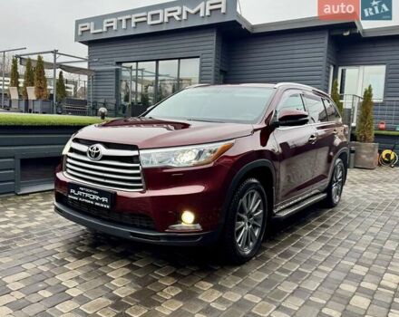 Красный Тойота Хайлендер, объемом двигателя 3.5 л и пробегом 205 тыс. км за 21900 $, фото 4 на Automoto.ua