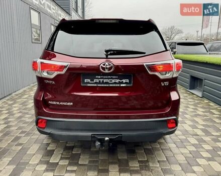 Красный Тойота Хайлендер, объемом двигателя 3.5 л и пробегом 205 тыс. км за 21900 $, фото 7 на Automoto.ua