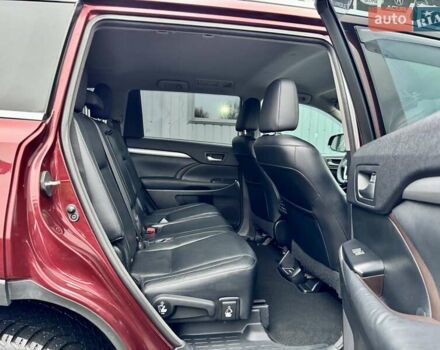Красный Тойота Хайлендер, объемом двигателя 3.5 л и пробегом 205 тыс. км за 21900 $, фото 24 на Automoto.ua