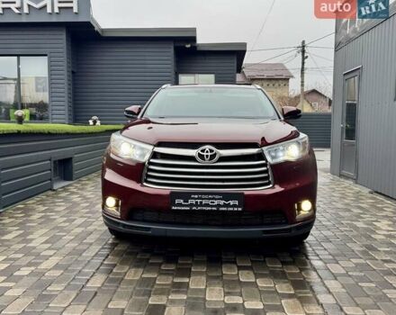 Красный Тойота Хайлендер, объемом двигателя 3.5 л и пробегом 205 тыс. км за 21900 $, фото 2 на Automoto.ua