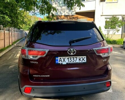 Красный Тойота Хайлендер, объемом двигателя 3.5 л и пробегом 215 тыс. км за 21000 $, фото 2 на Automoto.ua
