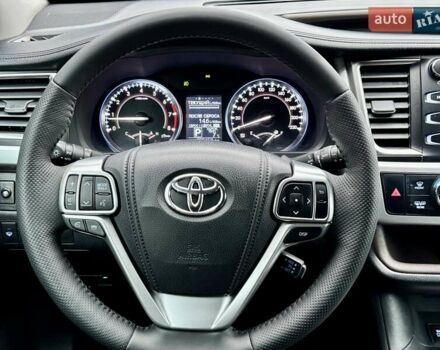 Красный Тойота Хайлендер, объемом двигателя 3.5 л и пробегом 205 тыс. км за 21900 $, фото 34 на Automoto.ua