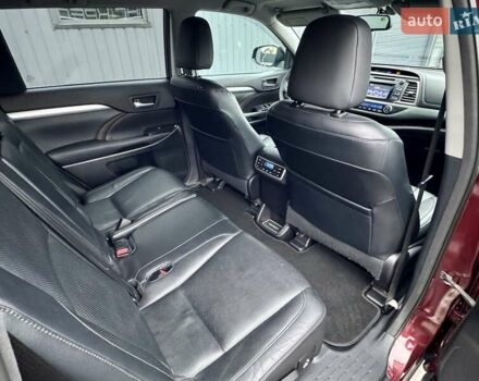 Красный Тойота Хайлендер, объемом двигателя 3.5 л и пробегом 205 тыс. км за 21900 $, фото 27 на Automoto.ua