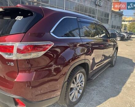 Красный Тойота Хайлендер, объемом двигателя 3.55 л и пробегом 198 тыс. км за 22600 $, фото 5 на Automoto.ua