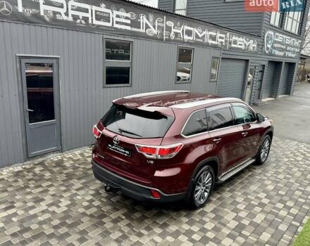 Красный Тойота Хайлендер, объемом двигателя 3.5 л и пробегом 205 тыс. км за 21900 $, фото 69 на Automoto.ua