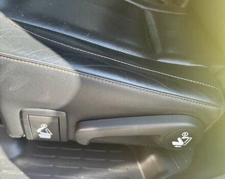 Красный Тойота Хайлендер, объемом двигателя 3.55 л и пробегом 198 тыс. км за 22600 $, фото 48 на Automoto.ua