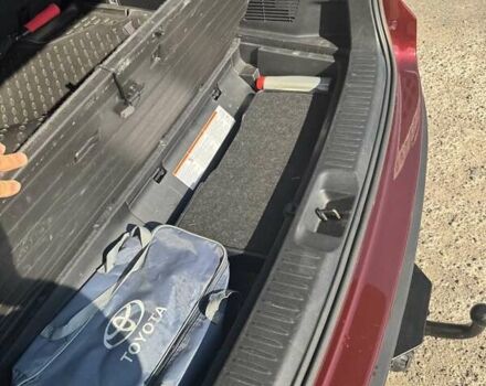 Красный Тойота Хайлендер, объемом двигателя 3.55 л и пробегом 198 тыс. км за 22600 $, фото 23 на Automoto.ua