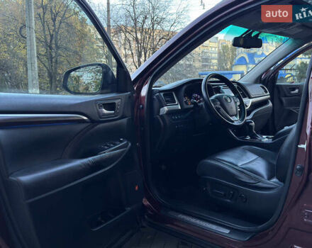 Червоний Тойота Хайлендер, об'ємом двигуна 3.5 л та пробігом 149 тис. км за 24900 $, фото 20 на Automoto.ua