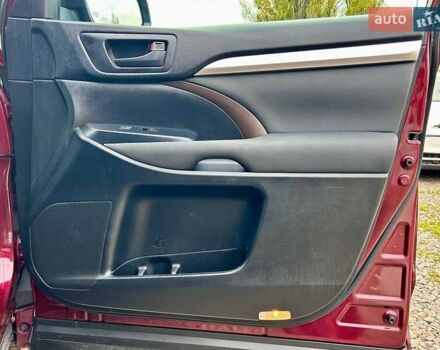 Красный Тойота Хайлендер, объемом двигателя 3.5 л и пробегом 77 тыс. км за 26400 $, фото 35 на Automoto.ua