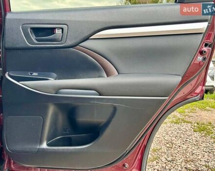 Красный Тойота Хайлендер, объемом двигателя 3.5 л и пробегом 77 тыс. км за 26400 $, фото 31 на Automoto.ua