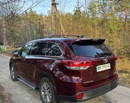 Червоний Тойота Хайлендер, об'ємом двигуна 3.46 л та пробігом 135 тис. км за 28500 $, фото 8 на Automoto.ua