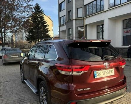 Червоний Тойота Хайлендер, об'ємом двигуна 3.46 л та пробігом 135 тис. км за 28500 $, фото 5 на Automoto.ua
