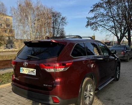 Червоний Тойота Хайлендер, об'ємом двигуна 3.46 л та пробігом 135 тис. км за 28500 $, фото 6 на Automoto.ua