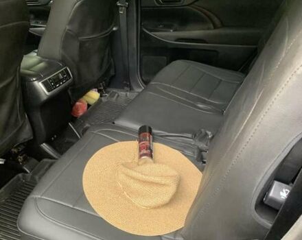 Красный Тойота Хайлендер, объемом двигателя 3.46 л и пробегом 74 тыс. км за 30500 $, фото 11 на Automoto.ua